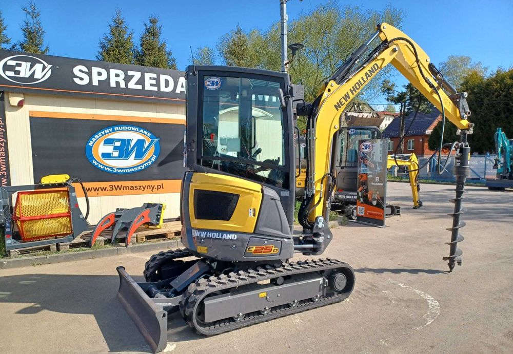 NEW HOLLAND E25D 2024, 2540 kg, Cena BRUTTO