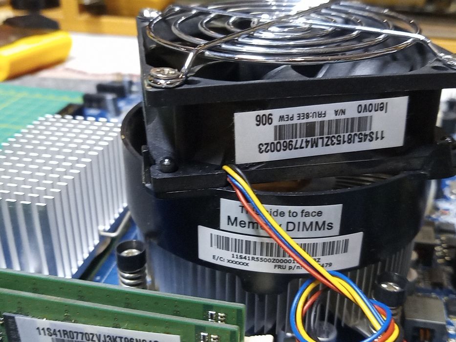 Профессиональная Рабочая станция Lenovo ThinkStation S10 (по запчастям