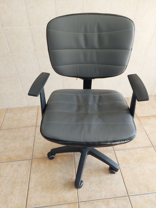 Cadeira  de   cequetaria