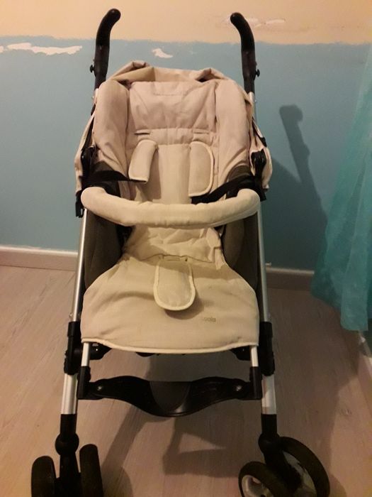 Carrinho bebé ,cadeira auto. Tudo em bom estado