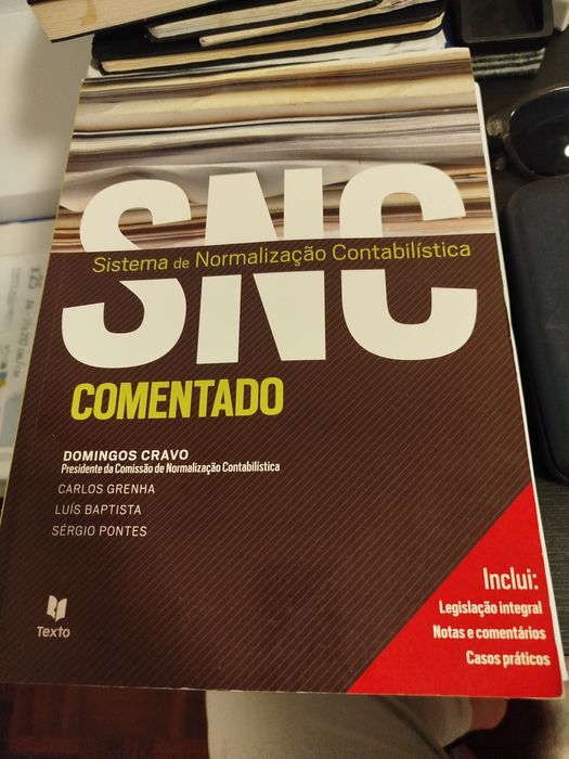 Livros semi novos