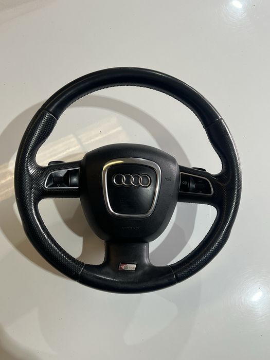 Volante Audi A5 S-Line com patilhas