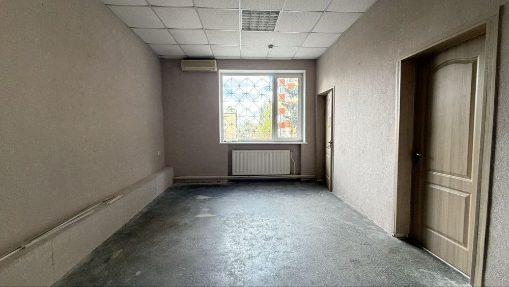 Продаж приміщення вільного призначення