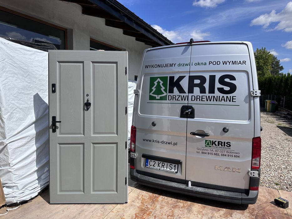 Drzwi zewnętrzne drewniane wewnątrz klatkowe Cała Polsk
