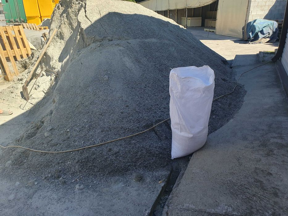 Отсев в мешках40- 50кг