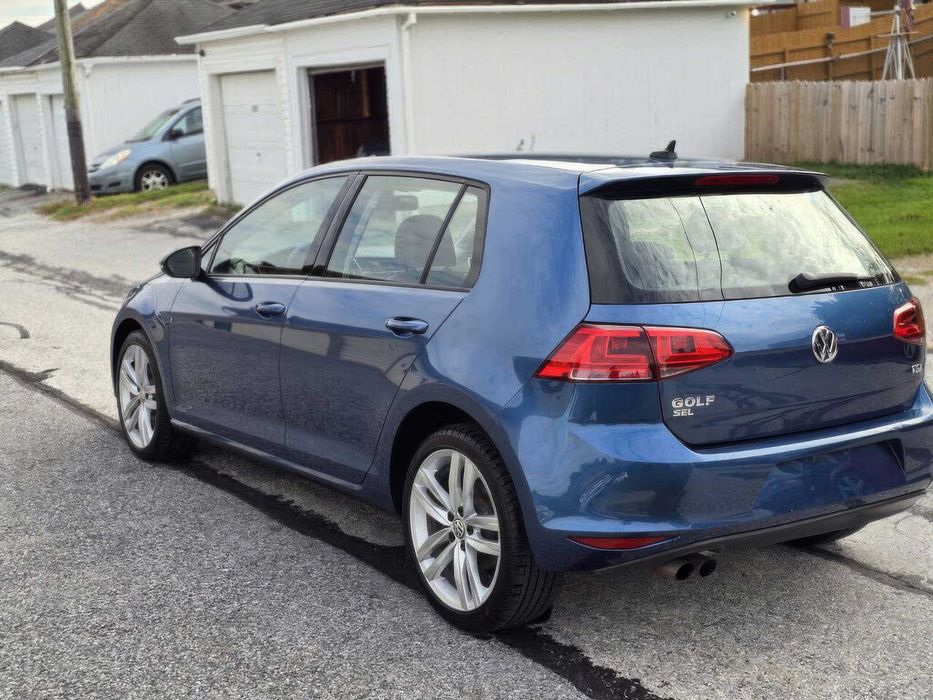 Volkswagen Golf      2017