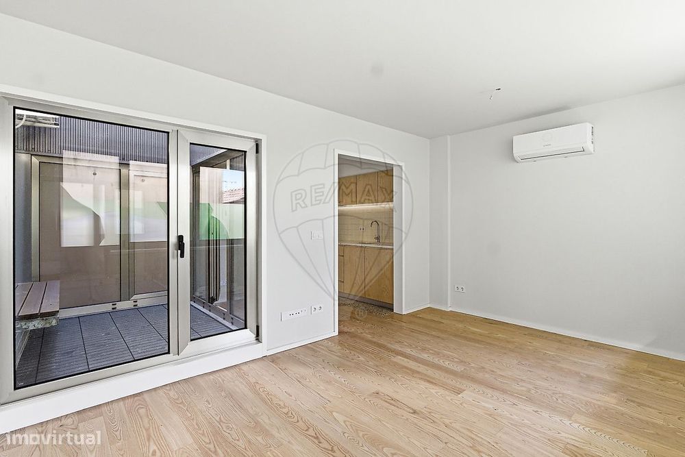 Apartamento T1 para venda — Bonfim, Porto