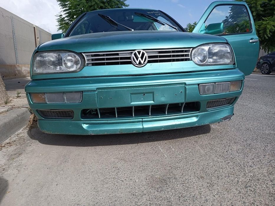 PARA-CHOQUES FRONTAL VOLKSWAGEN GOLF III 1996