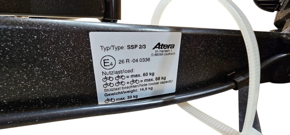 Atera Strada Sport E-Bike 60 . Bagażnik na 2 rowery.