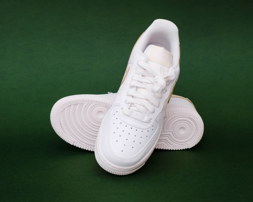 Кросівки - Nike Air Force 1 07 ESS ОРИГІНАЛ | DJ9945-100