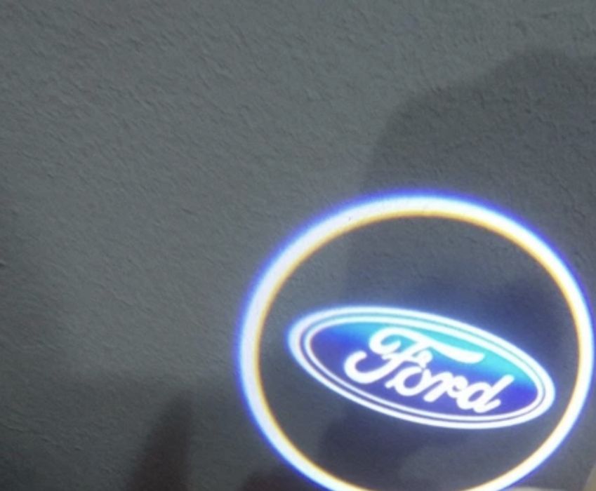 Led прєкція підсвікта на двері логотип ford