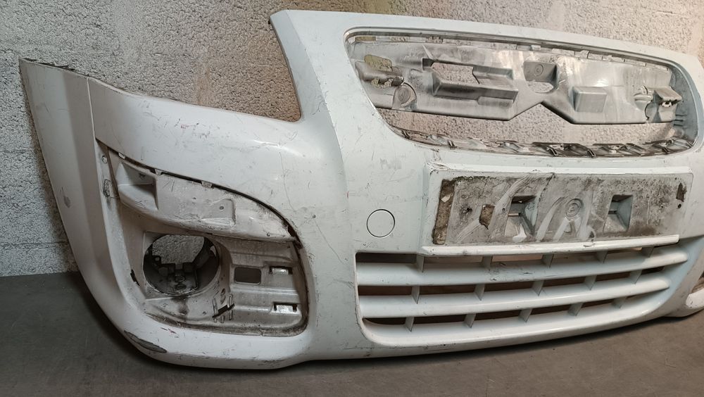 Vendo parachoque de frente citroen C2 ano 2007/08