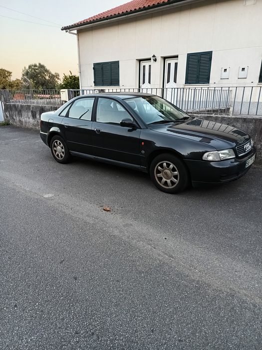 Audi A4 19TDI Confort