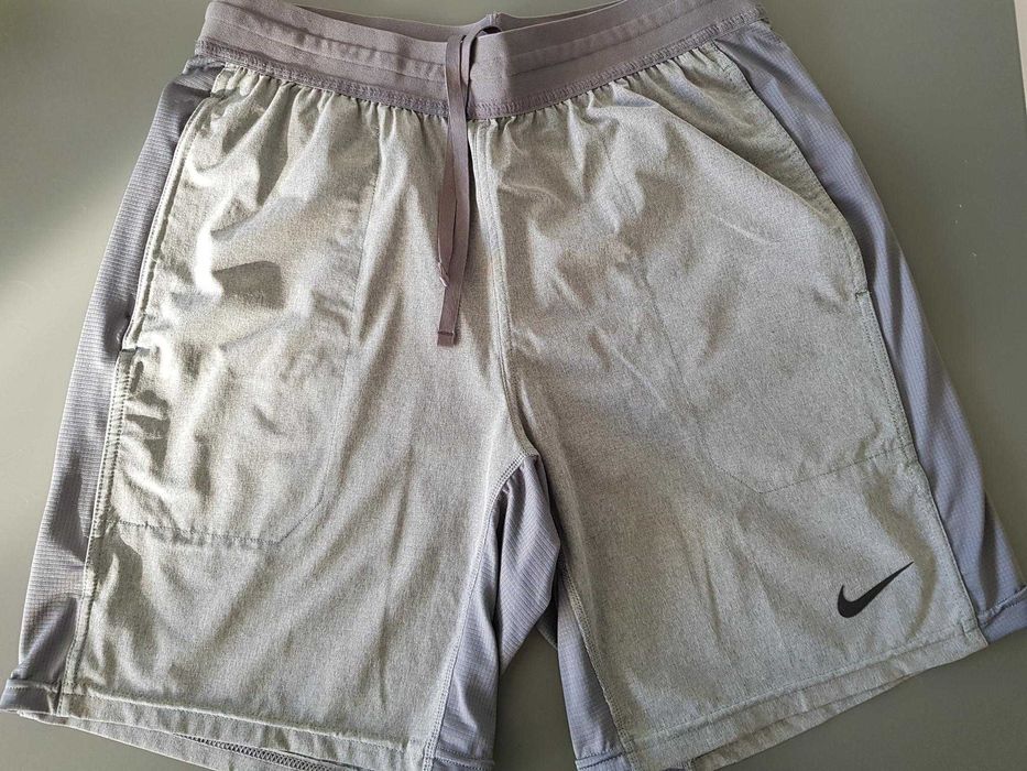 Calções Nike Flex tamanho M
