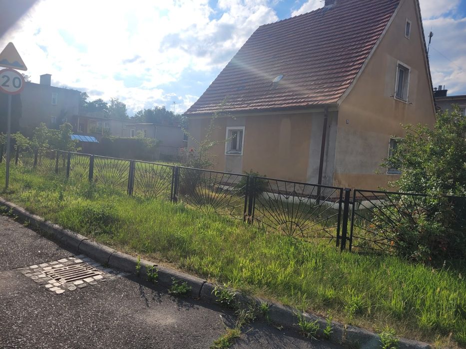 Prywatnie: Dom z działką 806 m² w topowej lokalizacji – Żary (rejon Syreny) - Widok 4