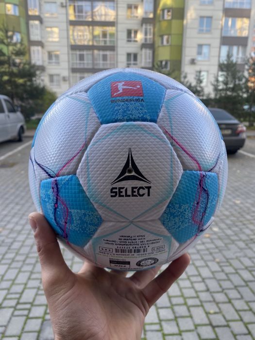 Футбольні мячі Select derbystar bundesliga оригінал