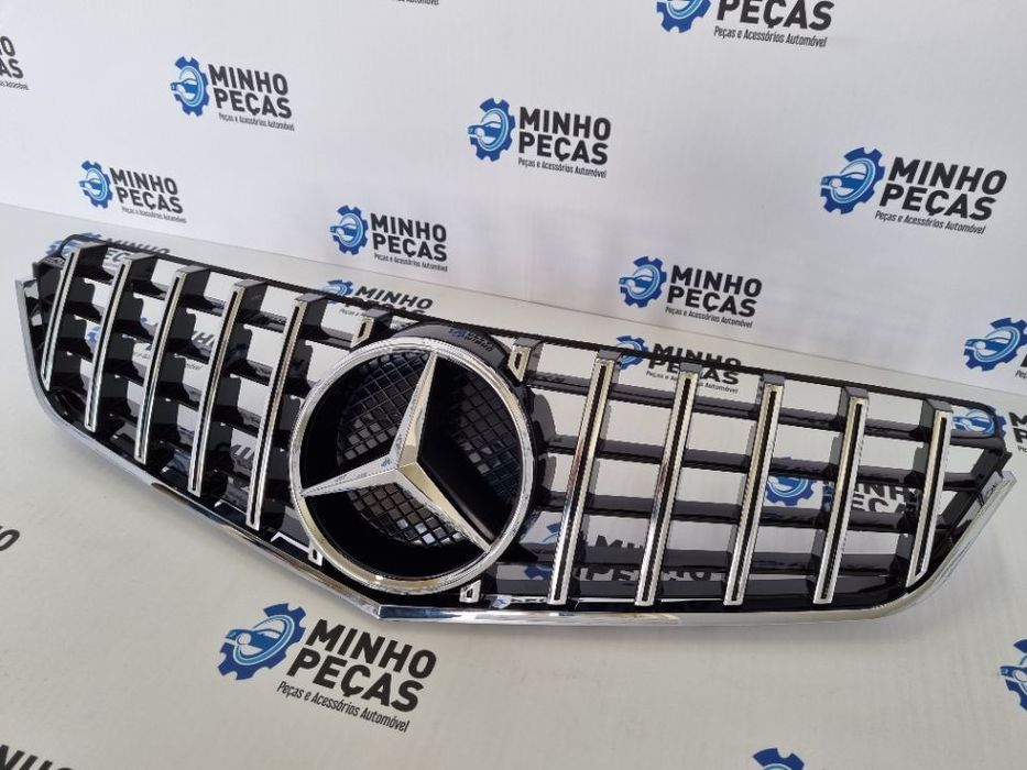 Grelha Frontal Mercedes E-Coupê (C207) GTR (2009 a 2013)