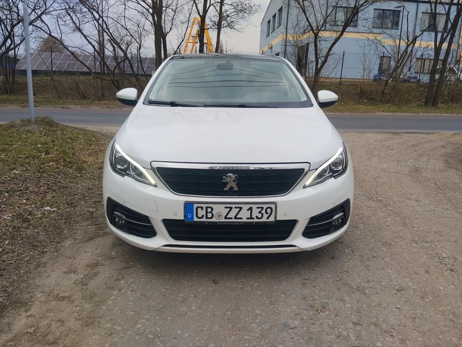 Peugeot 308 Jeden właściciel od nowości * Pełna historia serwisowa* Tuv do 03.2027