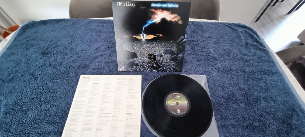 Thin Lizzy, Thunder And Lightning,LP, edição Japão Odivelas • OLX.pt
