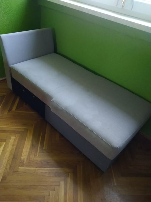 Leżanka / szezlong ze skrzynią