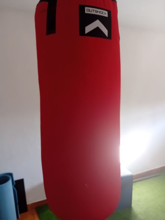 Saco de box praticamente novo