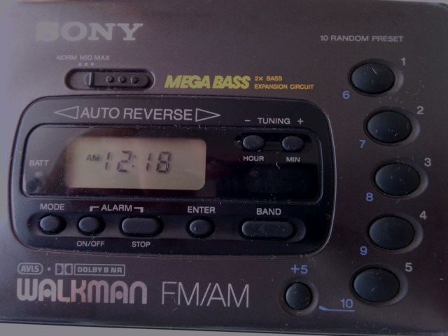 SUPER Walkman SONY mega bass auto reverse (VINTAGE COLLECTION).