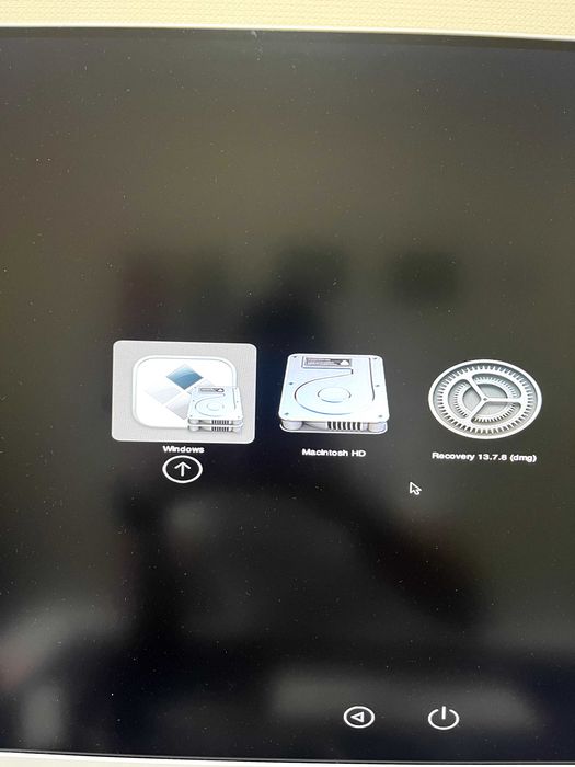 Mac OS Ventura + Windows 10: i5 7400 + 16 GB + RX 570 4GB