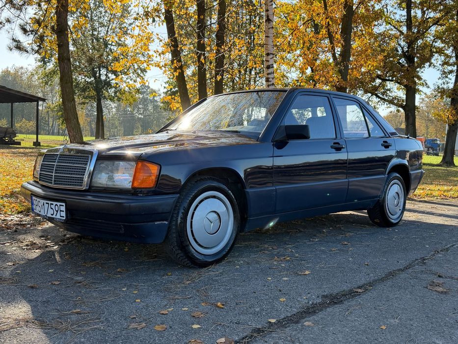 Mercedes-Benz Seria 190