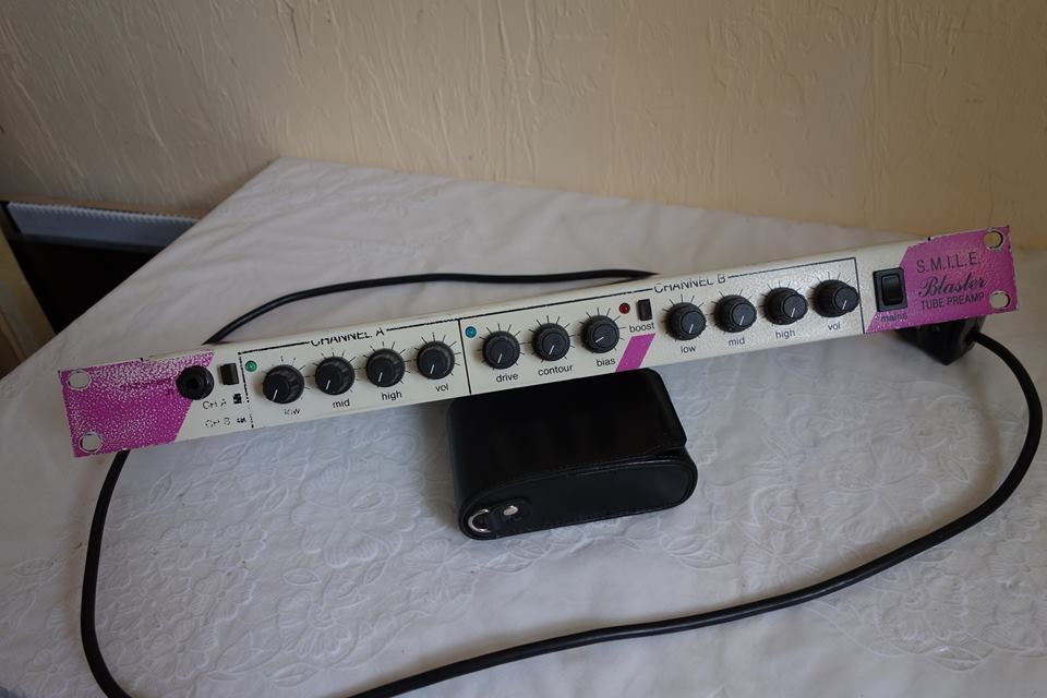 Гитарний преамп Hughes & Kettner Metal Master и Smile Blaster