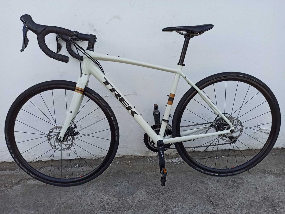 Rower gravel przełaj Trek Checkpoint AL3 koła 28 na M 165-180 cm