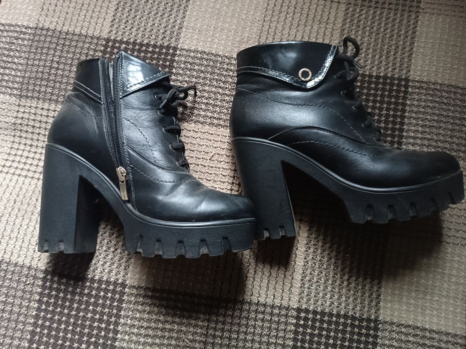 Ботиночки зимові жіночі