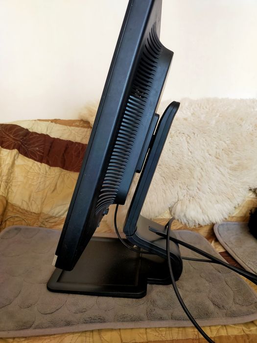 Monitor Hp Compaq LA 2405x