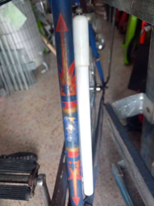 Bicicleta YE YE 1985 c/bomba c/bolsa ferramenta