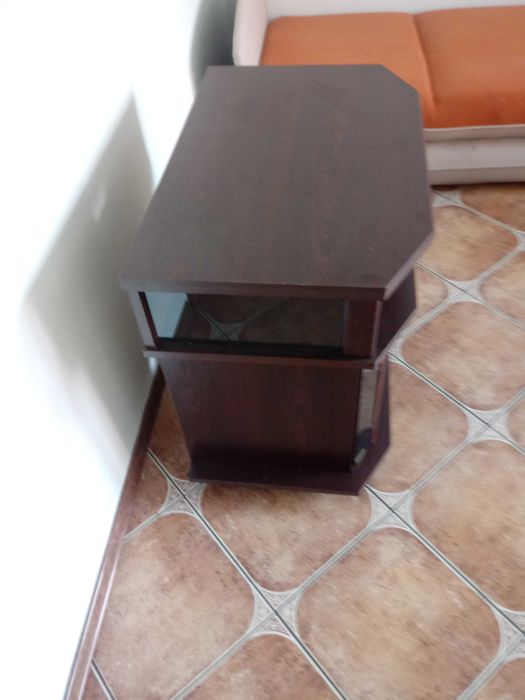 stolik pod telewizor mahoń
