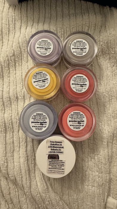 Zestaw pudrów proszków do manicure tytanowego Cuccio