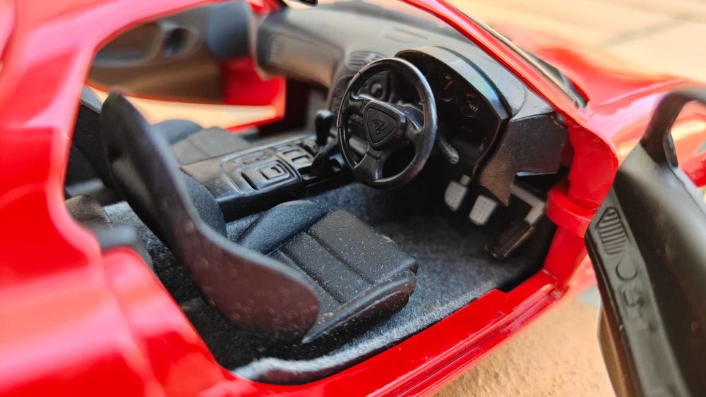 Mazda RX-7 Kyosho 1/18 c/ caixa
