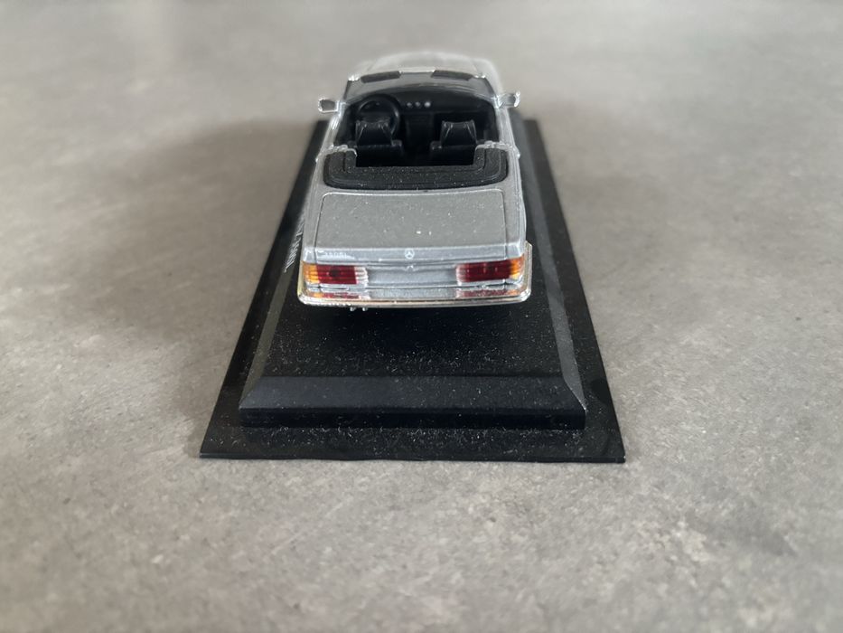 Model Del Prado skala 1/43 Mercedes 350 SL R107