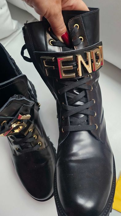 FENDI  luksusowe botki roz 41 skóra naturalna