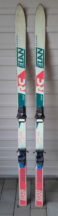 Narty zjazdowe Elan Racer