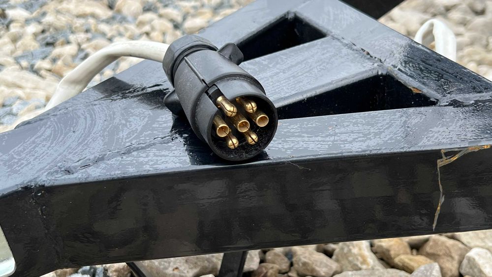 Прицеп легковий 1200х1700х400  одновісний водостійка удароміцна фанера