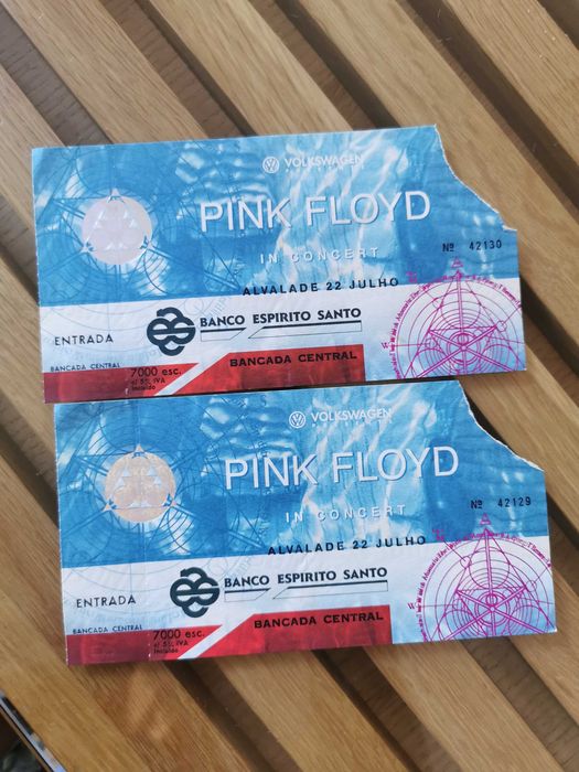 Dois bilhetes do primeiro concerto dos Pink Floyd em Portugal