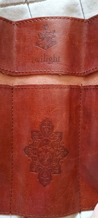 Nowe etui na długopisy piórnik Twilight saga Zmierzch