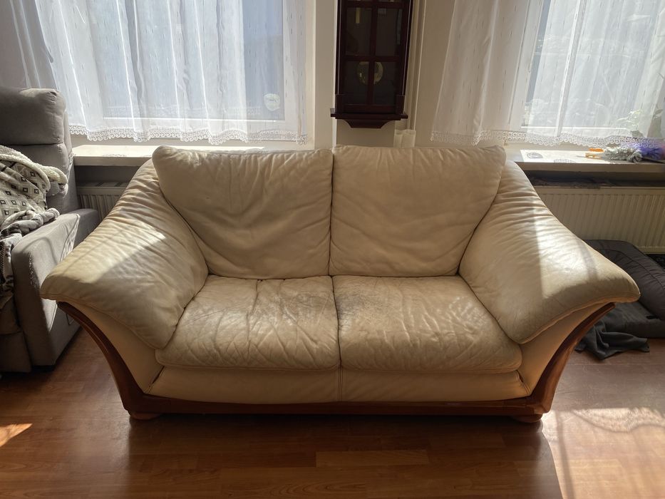 Sofa Kanapa skórzana beżowa bardzo wygodna