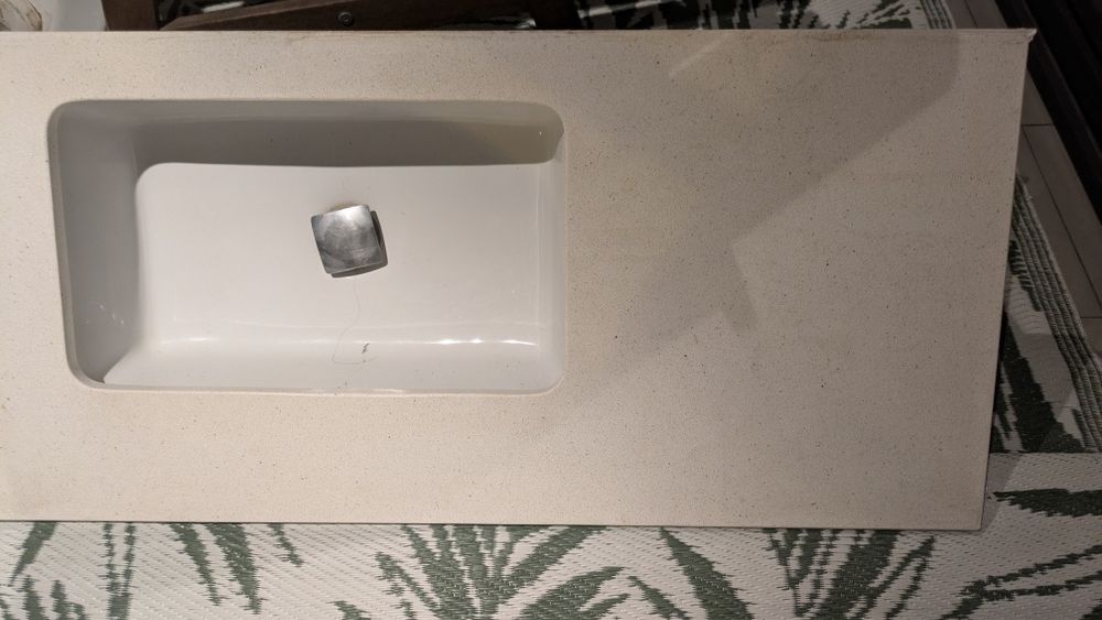 2 Lavatórios e  2 móveis casa de banho