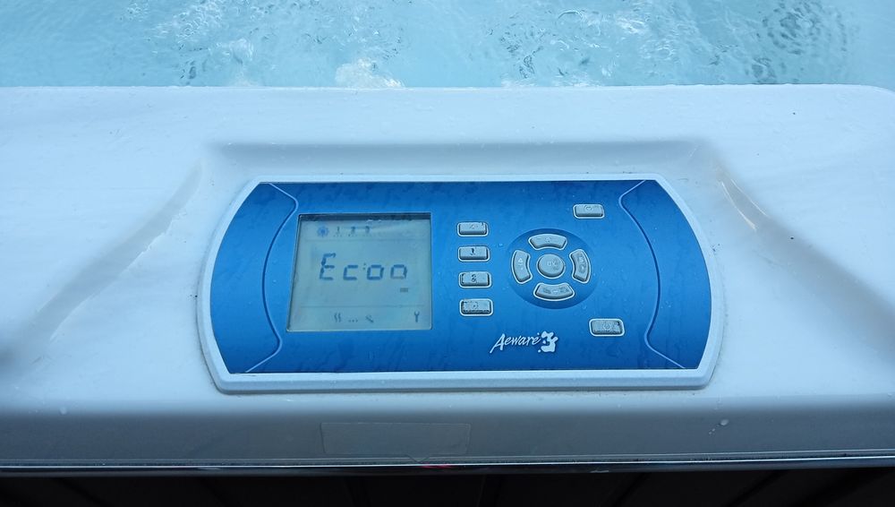 Jacuzzi spa Aeware 3