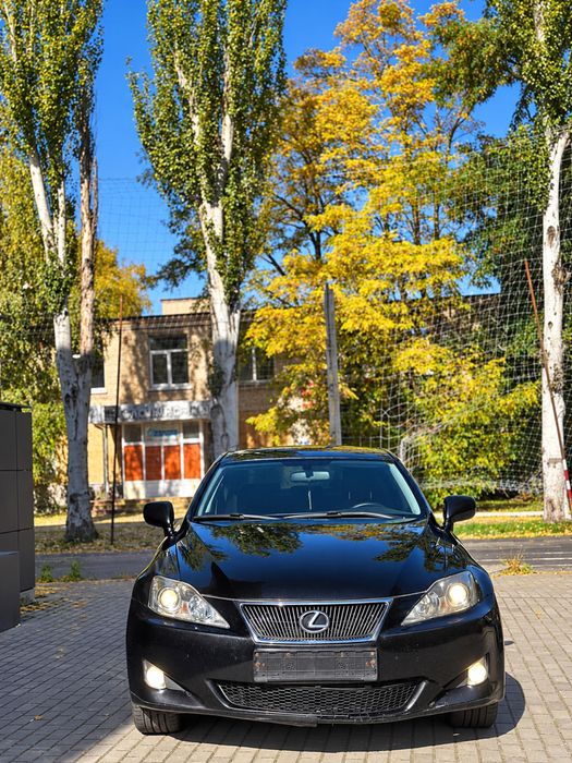 Lexus IS220d 2.2 дизель