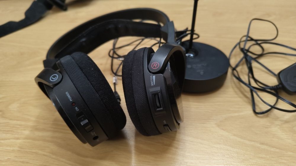 Headphones wireless Sony TMR-RF810R