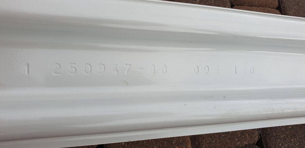 Belka zderzaka tył TOYOTA YARIS CROSS