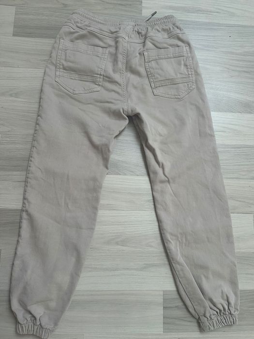Jeansy Reserved 152