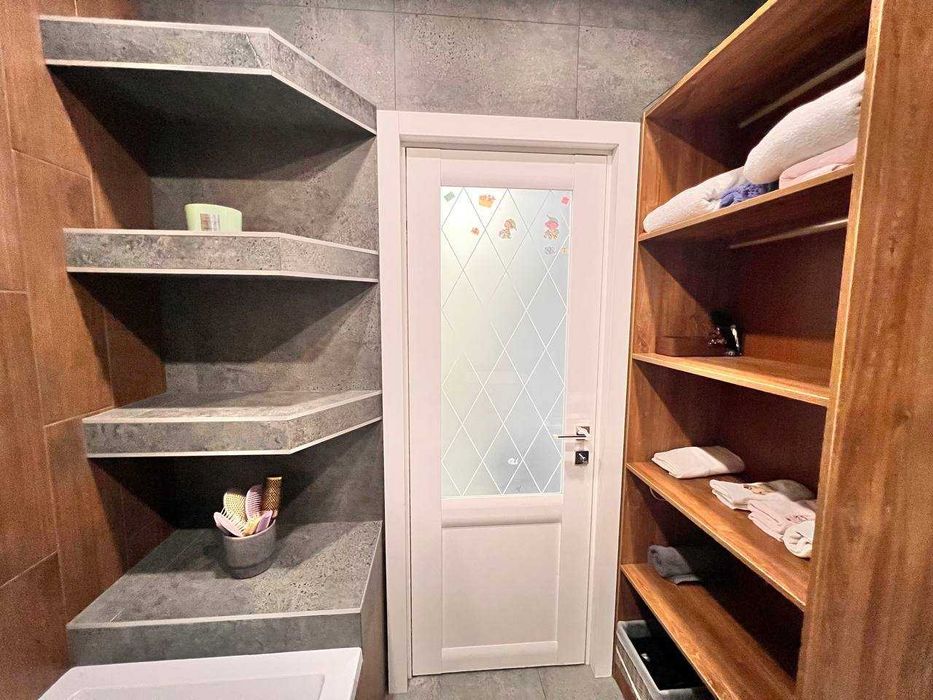 Продам 4 х кімнатну квартиру 3 окремі спальні River Park Видова 87 м2